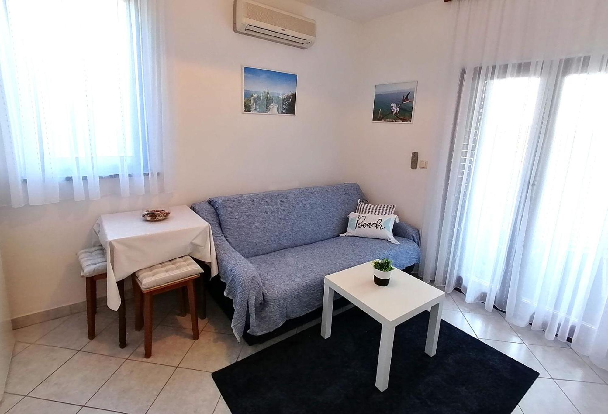 Apartments Miha 克尔克 外观 照片
